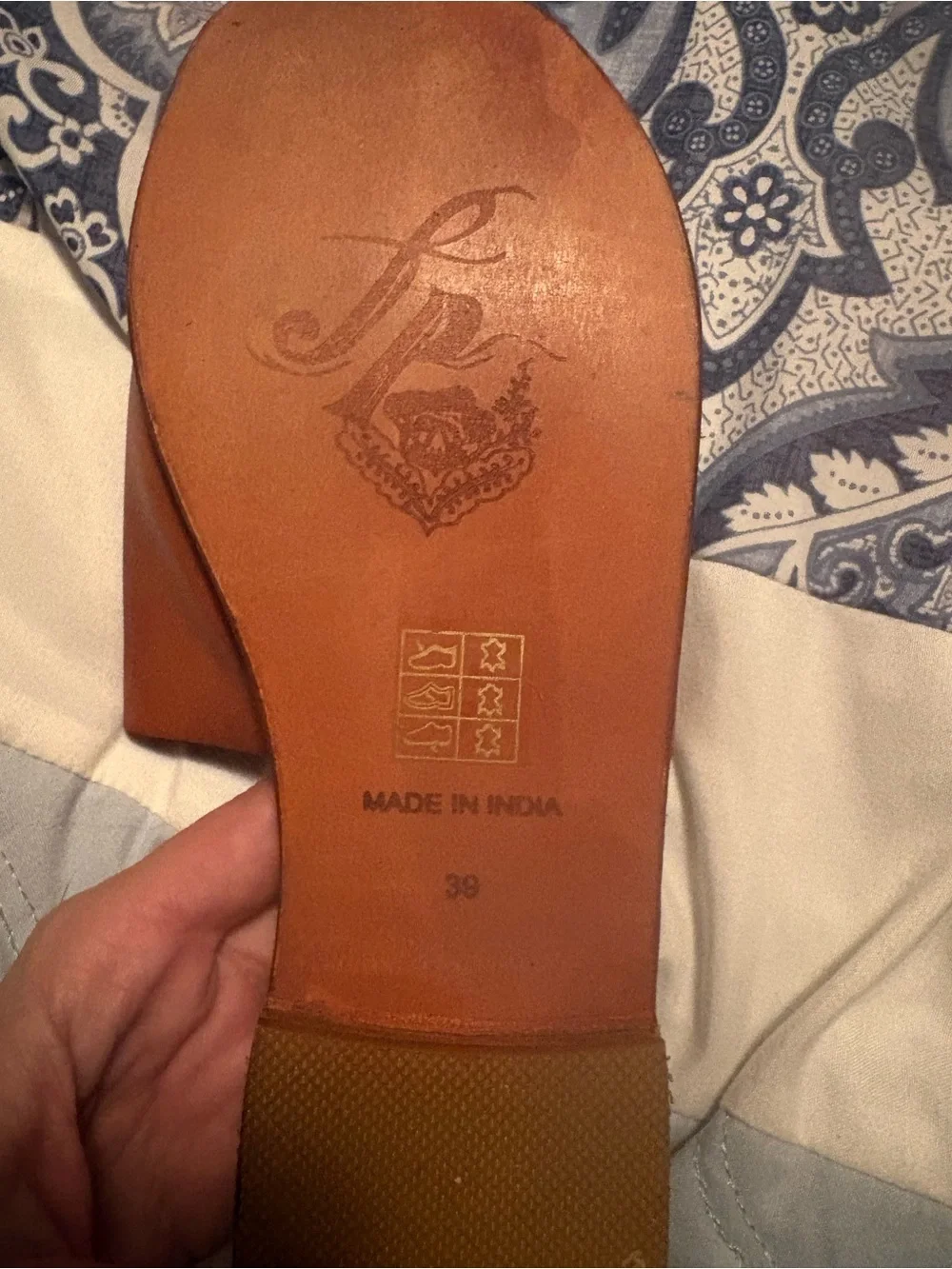 Free People Tan Leather Slide Sandals- Vincente in size 39